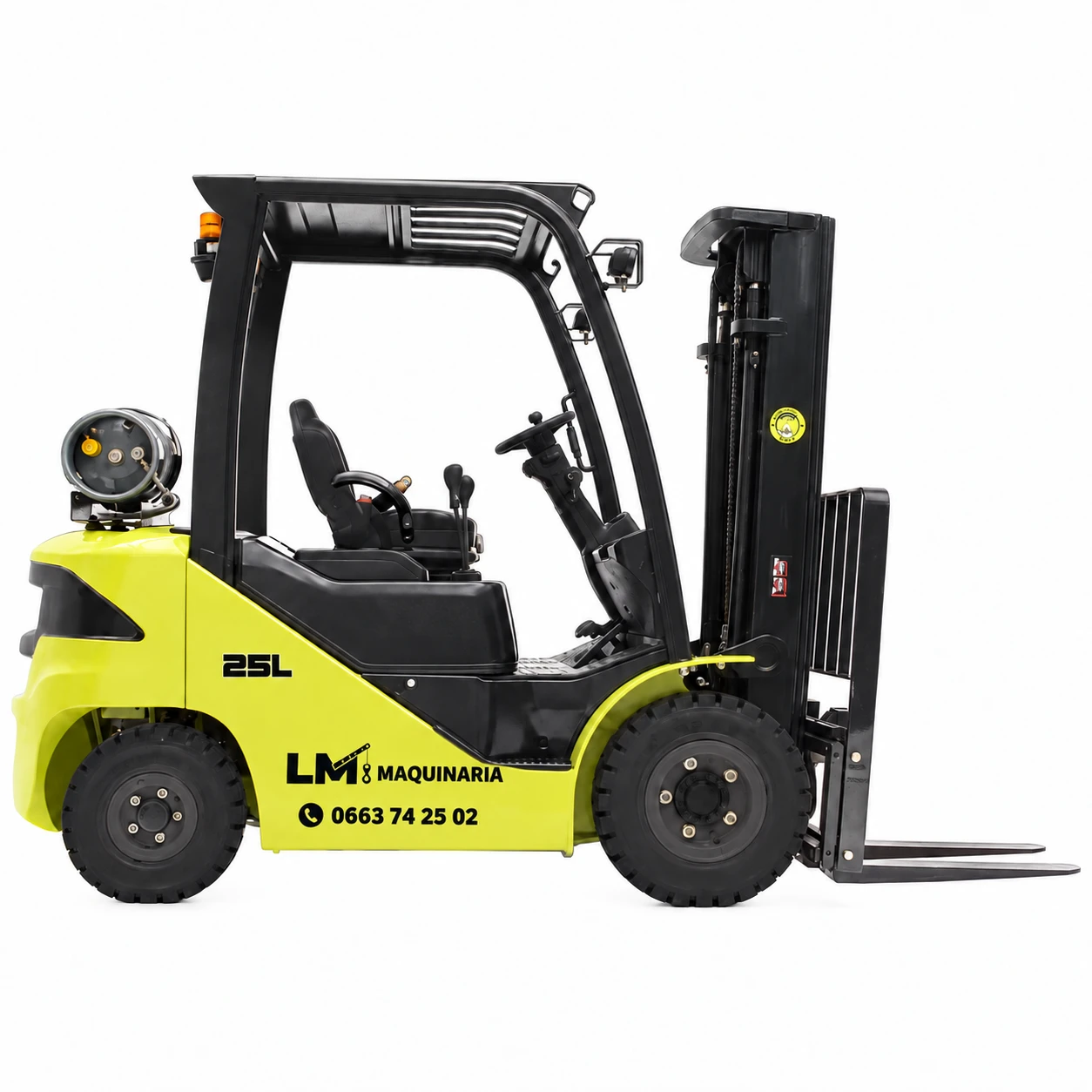 Chariot frontal diesel , illustration de la gamme LM Maquinaria