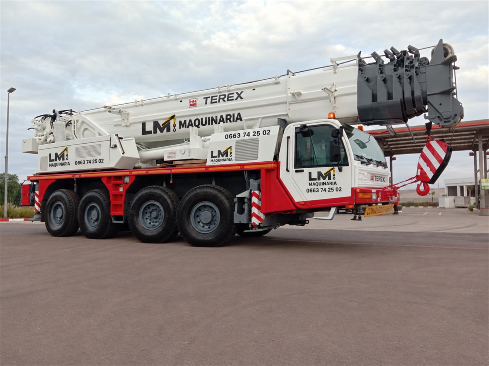 Terex, grue mobile sur porteur, illustration de la famille