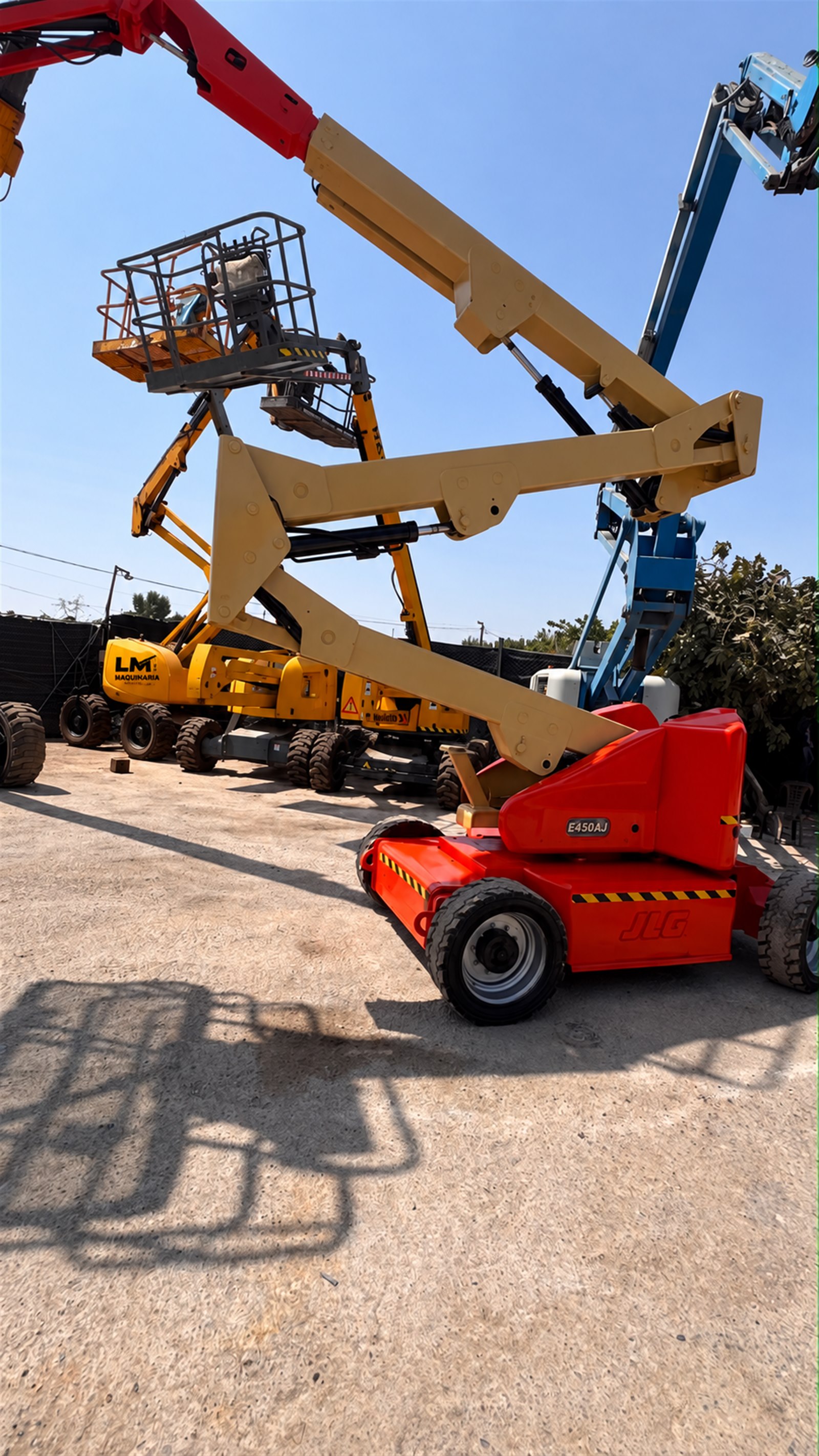 JLG E450AJ , nacelle articulée électrique , illustration de la famille